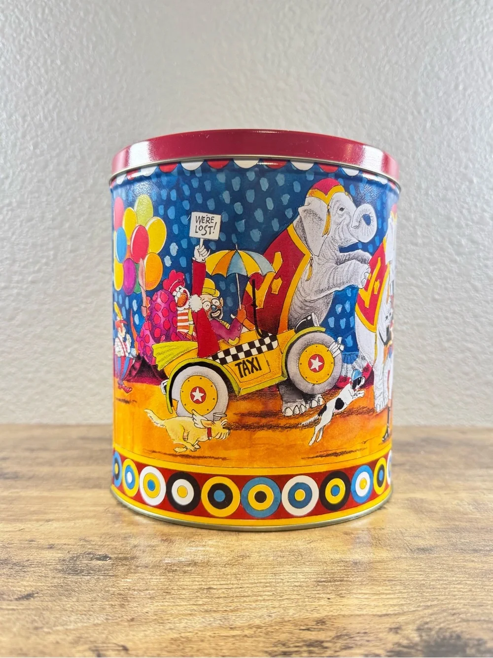 Vintage 1997 Trail’s End Colossal Circus Popcorn Tin